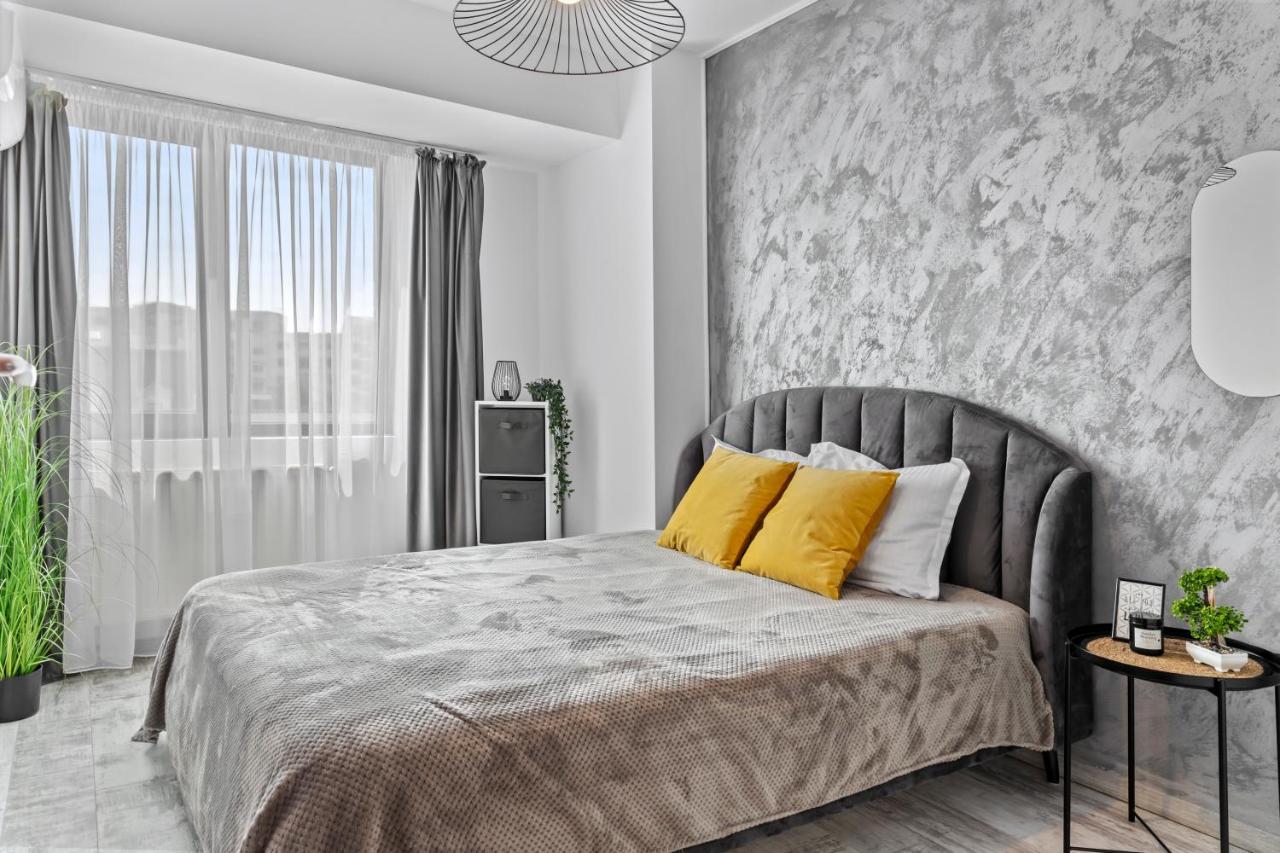 Cozy Special City Center - Old Town Apartment With Terrace Bucarest Esterno foto