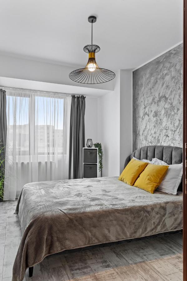 Cozy Special City Center - Old Town Apartment With Terrace Bucarest Esterno foto
