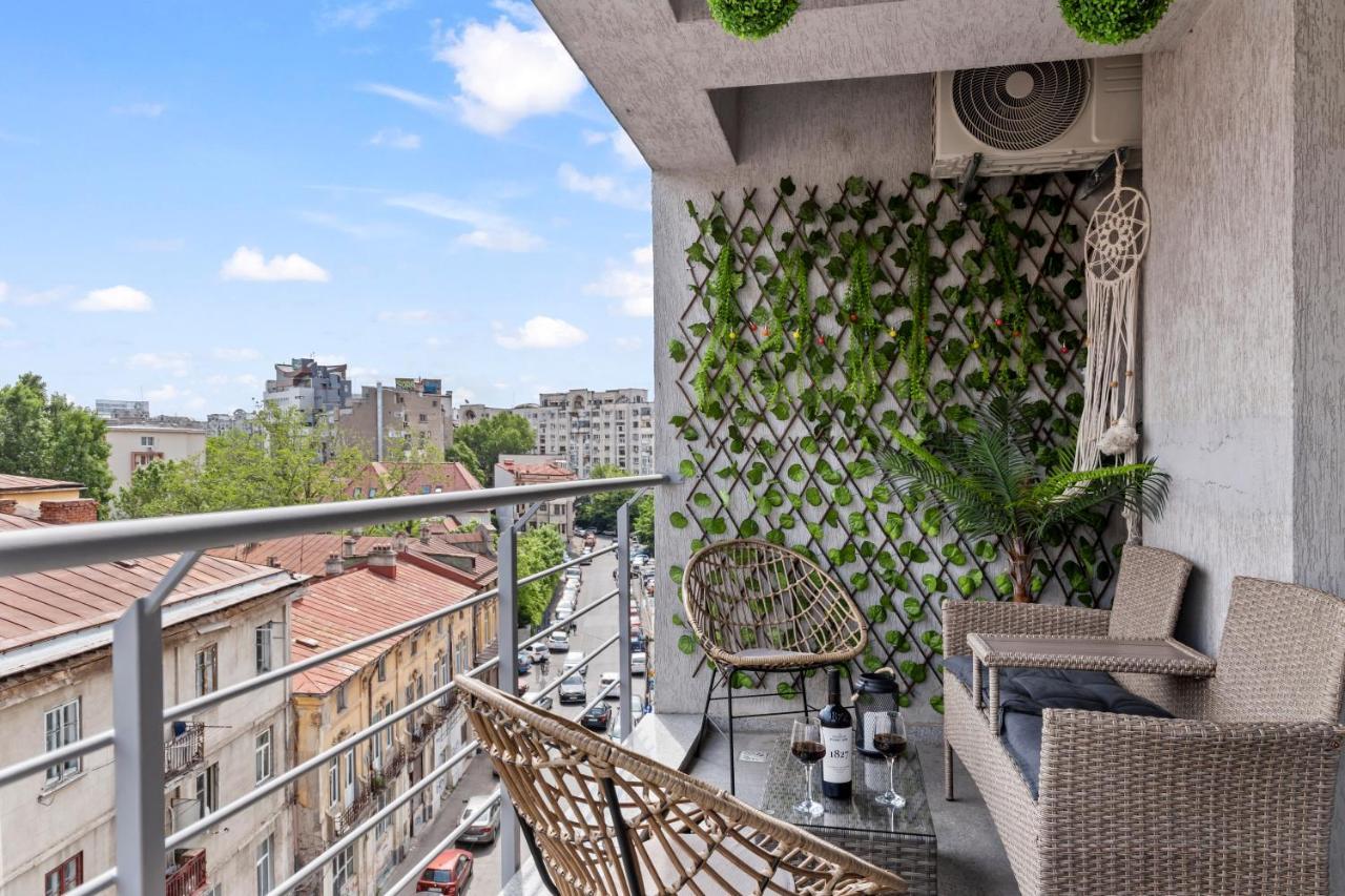 Cozy Special City Center - Old Town Apartment With Terrace Bucarest Esterno foto