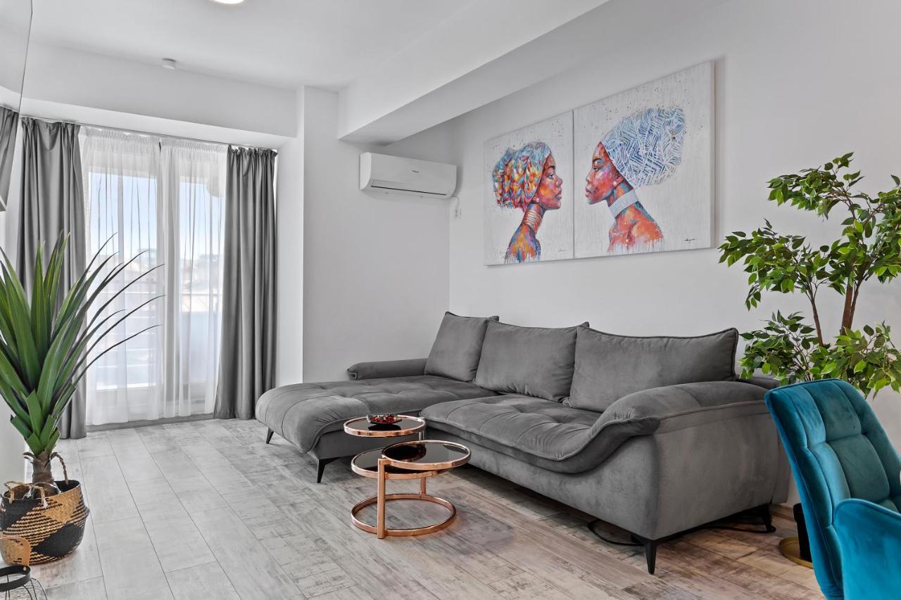 Cozy Special City Center - Old Town Apartment With Terrace Bucarest Esterno foto